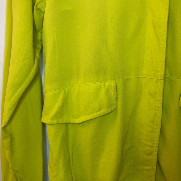 Aritzia Babaton silk neon yellow jacket, xxsmall - Picture 5 of 9